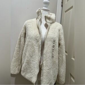 Uniqlo Cream Teddy Jacket Plush Winter Essential